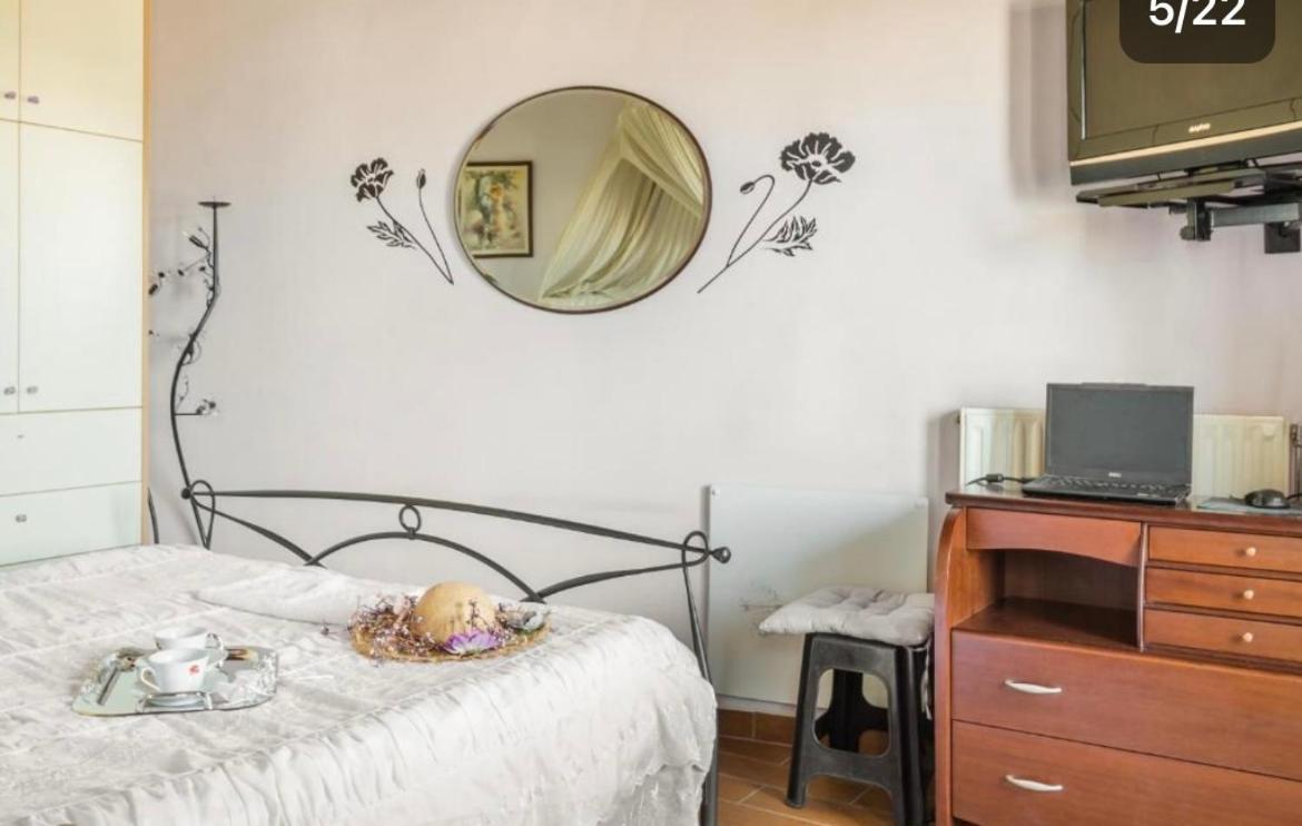 Makis Sea-View Apartment-Corfu Port Mantouki Bagian luar foto